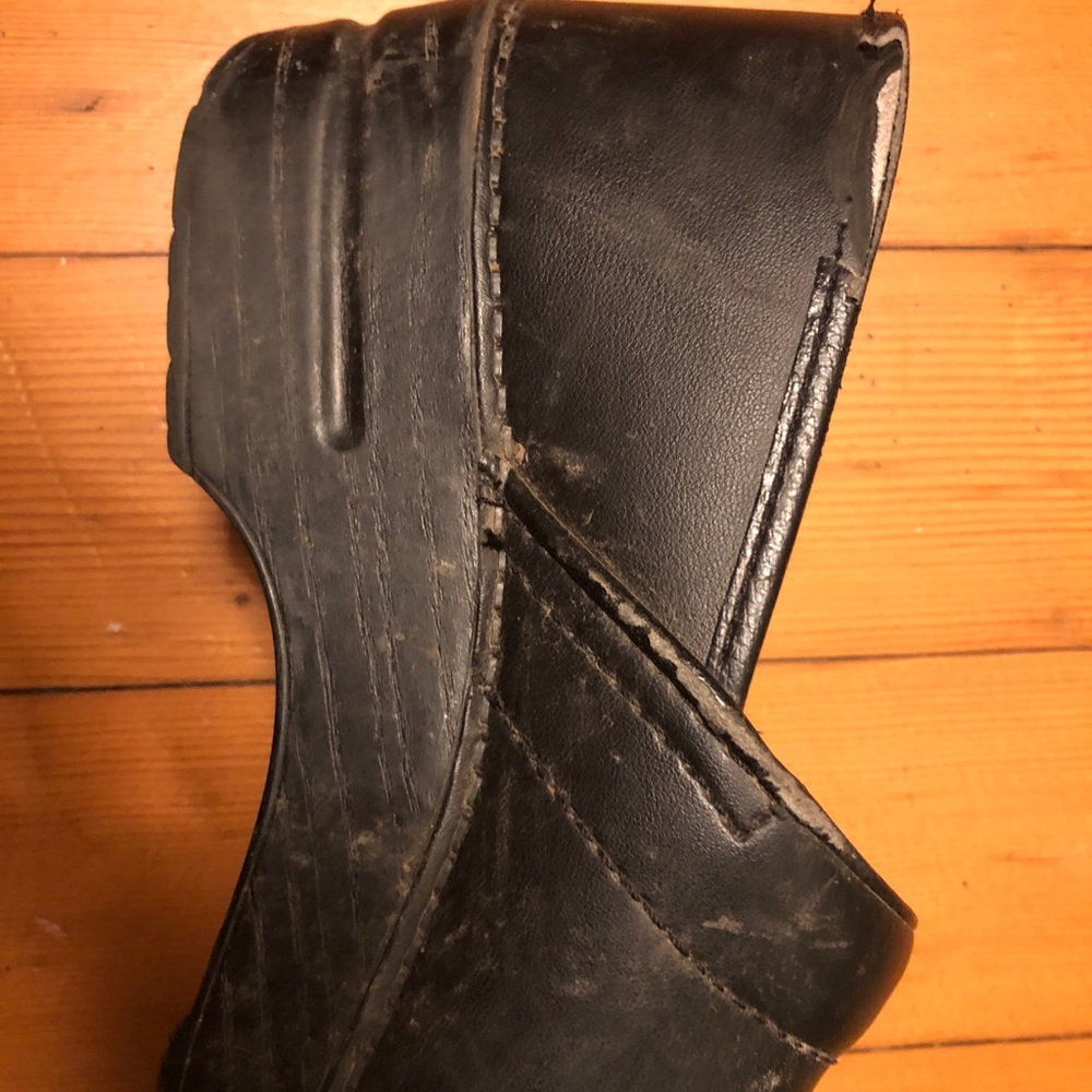 Dansko Professional Black Matte Clogs Sz 41 - image 6